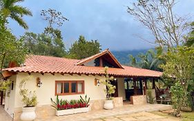 Casa para temporada em Paraty RJ - Sítio Primavera